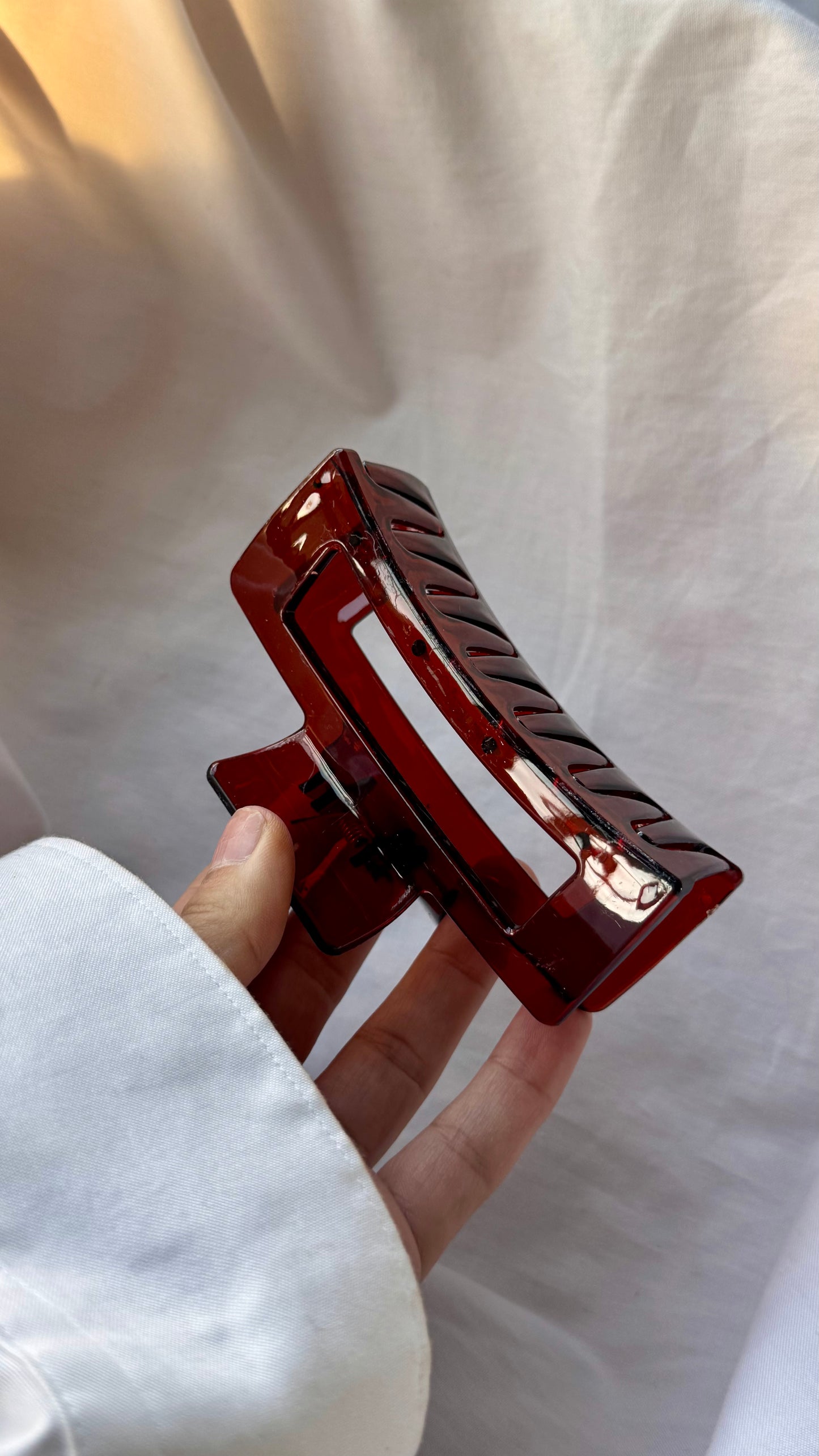 Dikdörtgen Formlu Büyük Boy Mandal Toka - Şeffaf Modern Saç Aksesuarı