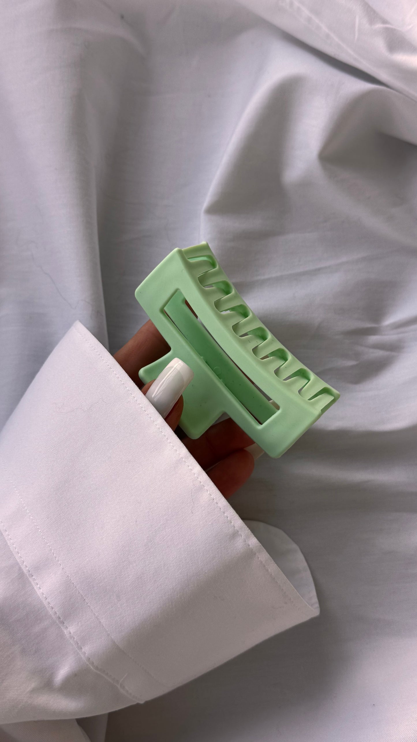 Dikdörtgen Pencere Tasarımlı Mandallı Toka