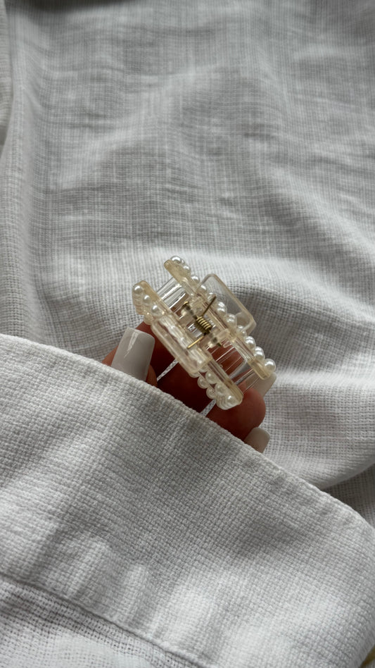 Dikdörtgen Formlu İnci İşlemeli Saç Tokası