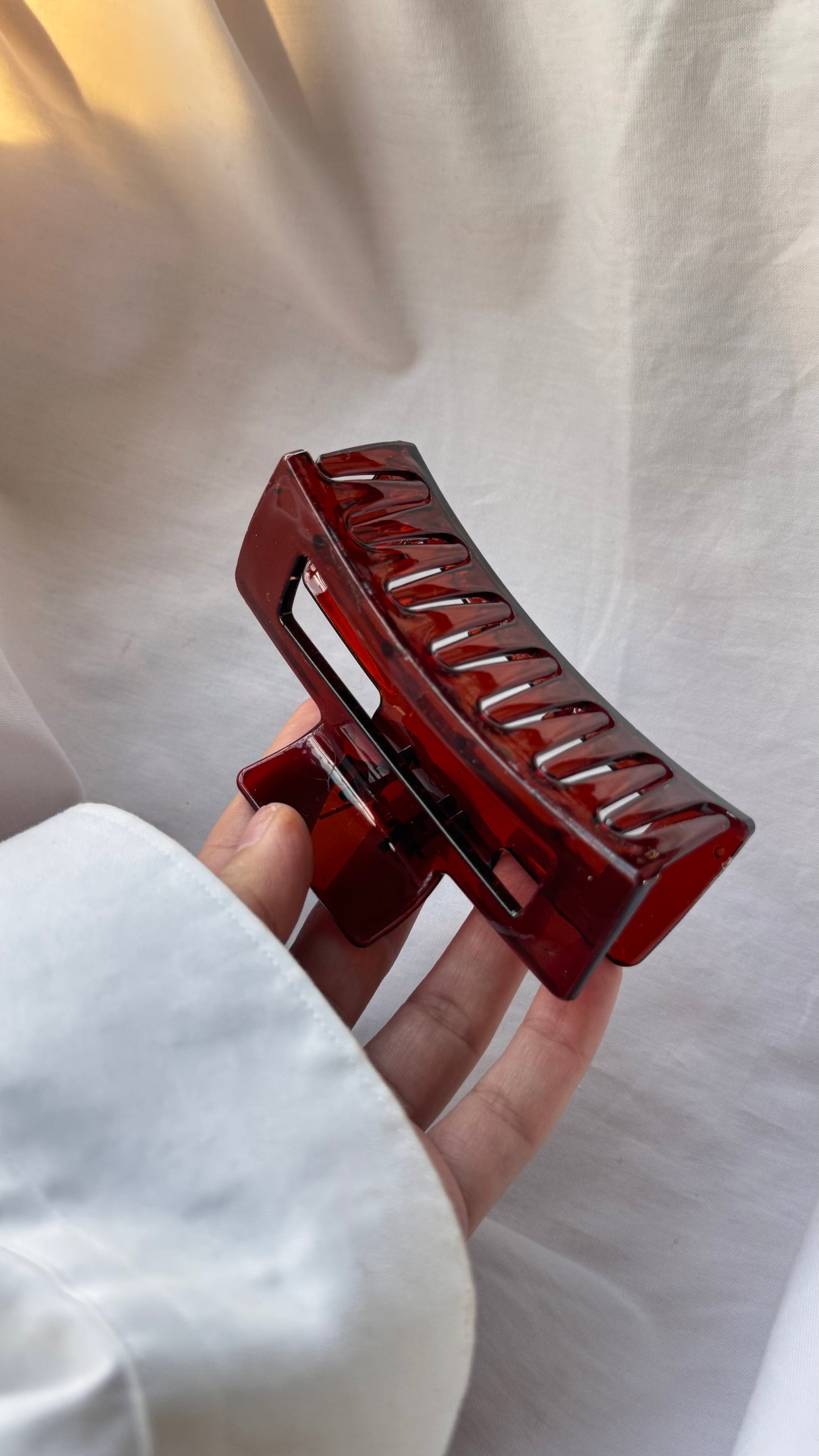 Dikdörtgen Formlu Büyük Boy Mandal Toka - Şeffaf Modern Saç Aksesuarı