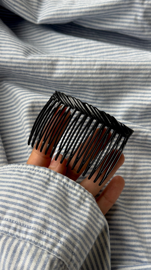 Burgu Desenli Yan Saç Tarağı - Retro Şık Topuz ve Yan Saç Aksesuarı