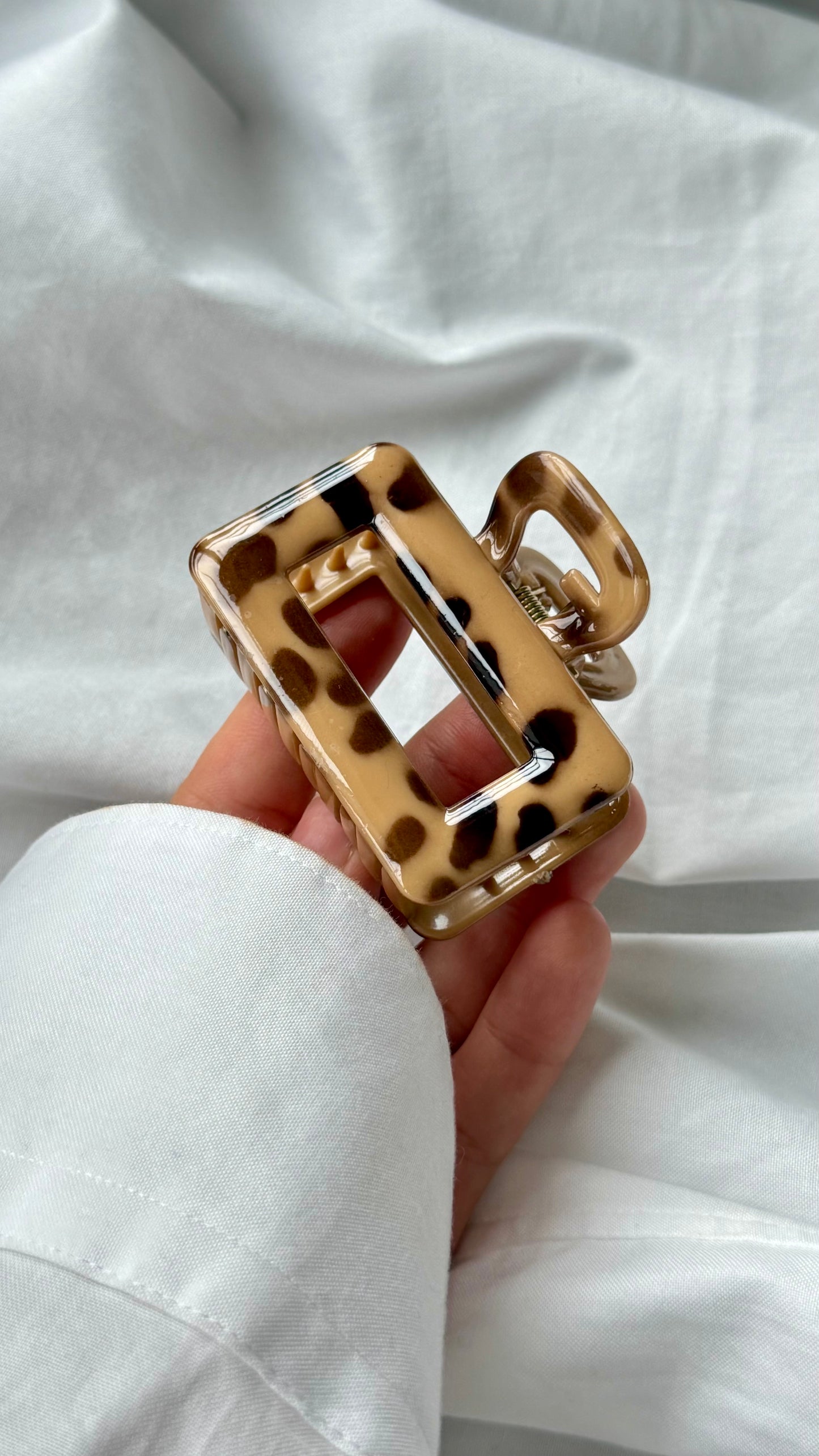 Leopar Desenli Dikdörtgen Büyük Boy Mandal Toka - Retro Şık Saç Aksesuarı