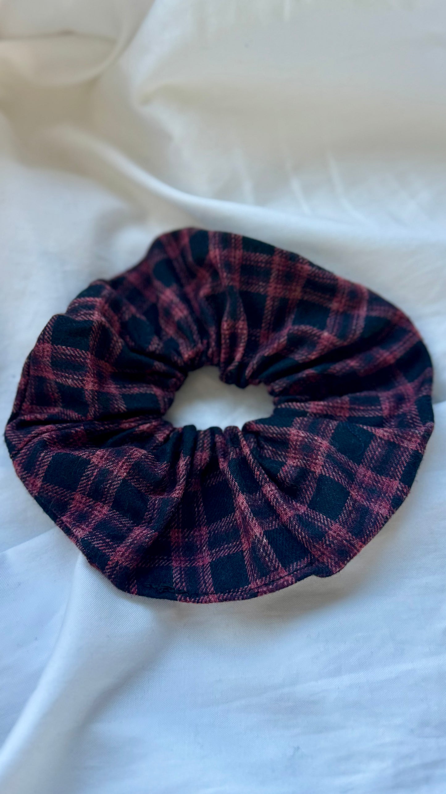 Ekose Desenli Lastik Toka - Kışlık Yumuşak Flanel Scrunchie Saç Aksesuarı