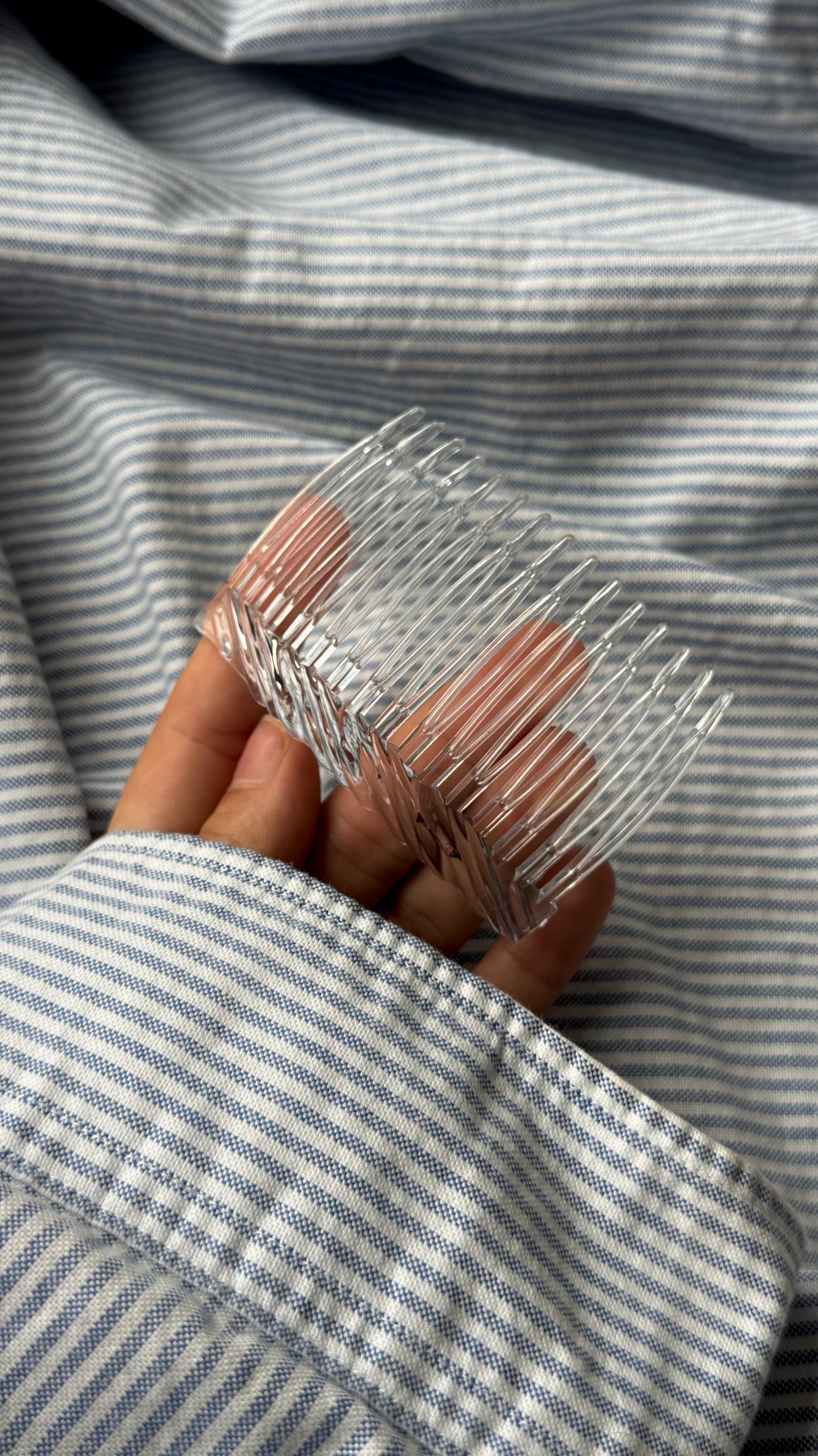 Burgu Desenli Yan Saç Tarağı - Retro Şık Topuz ve Yan Saç Aksesuarı