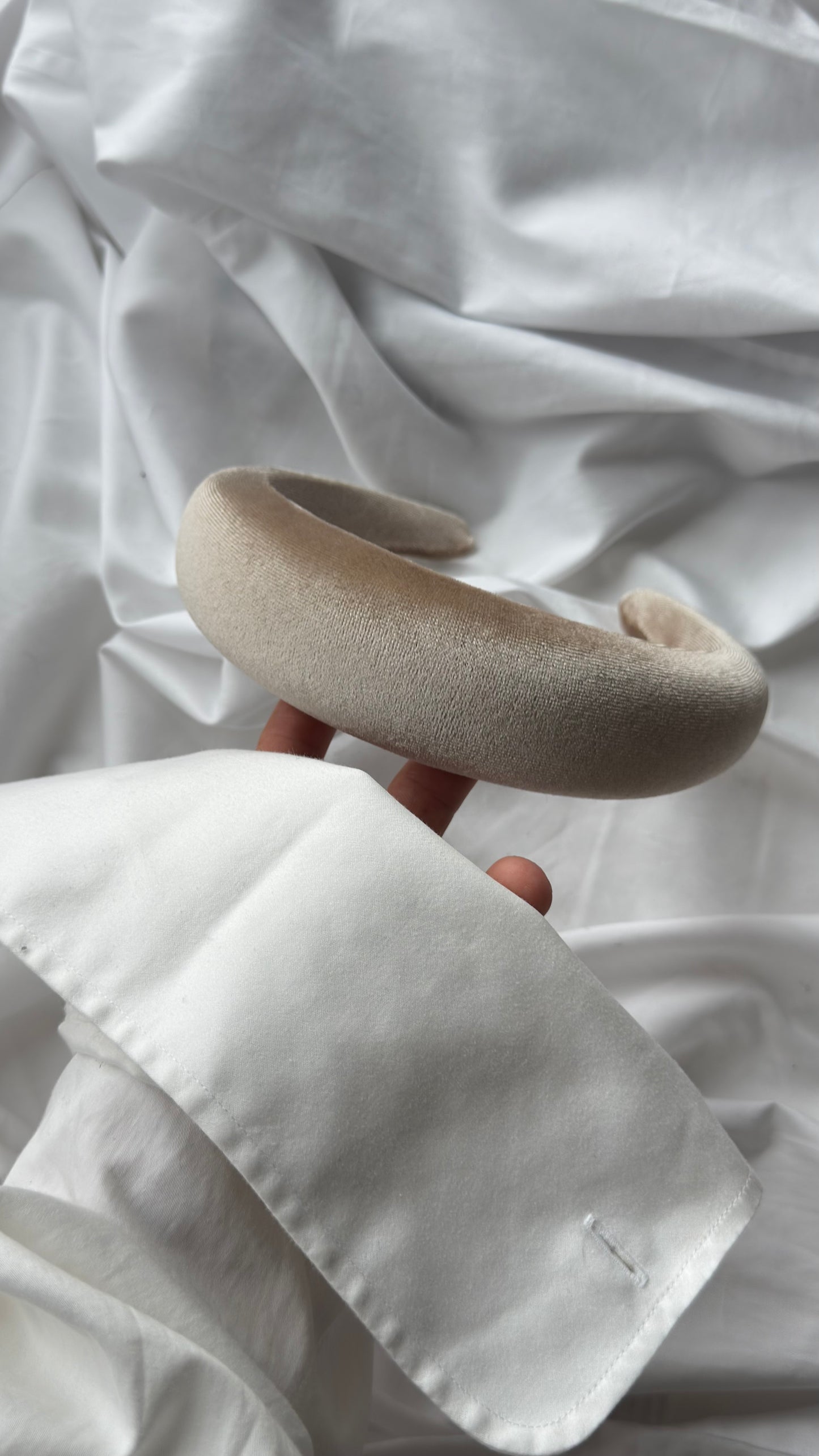 Pofuduk Saten Taç - Hacimli Puffy Model Lüks Saç Aksesuarı