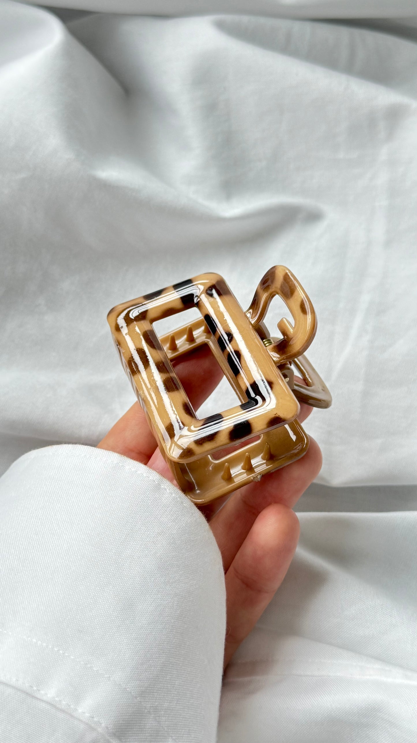 Leopar Desenli Dikdörtgen Büyük Boy Mandal Toka - Retro Şık Saç Aksesuarı