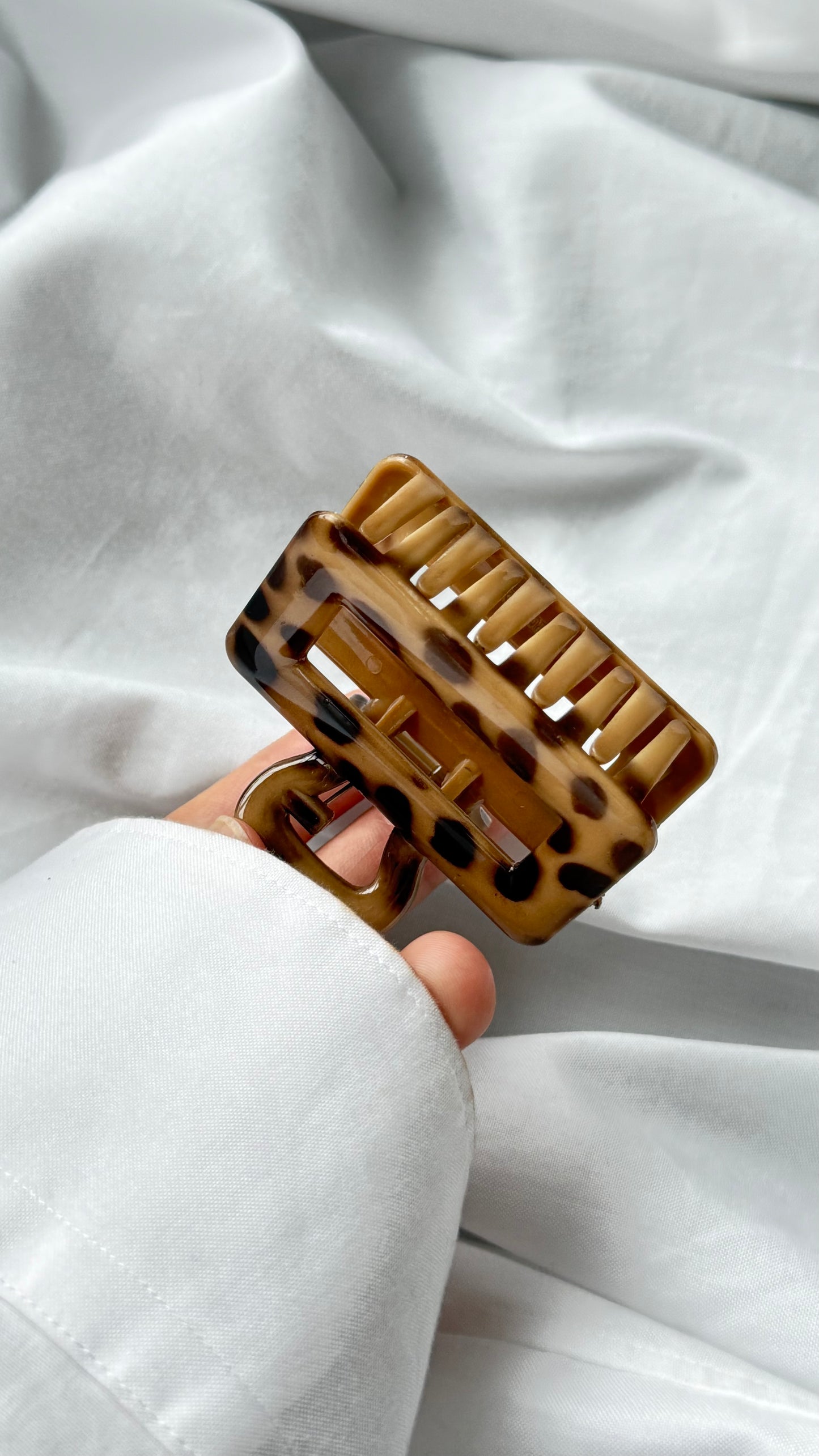 Leopar Desenli Dikdörtgen Büyük Boy Mandal Toka - Retro Şık Saç Aksesuarı