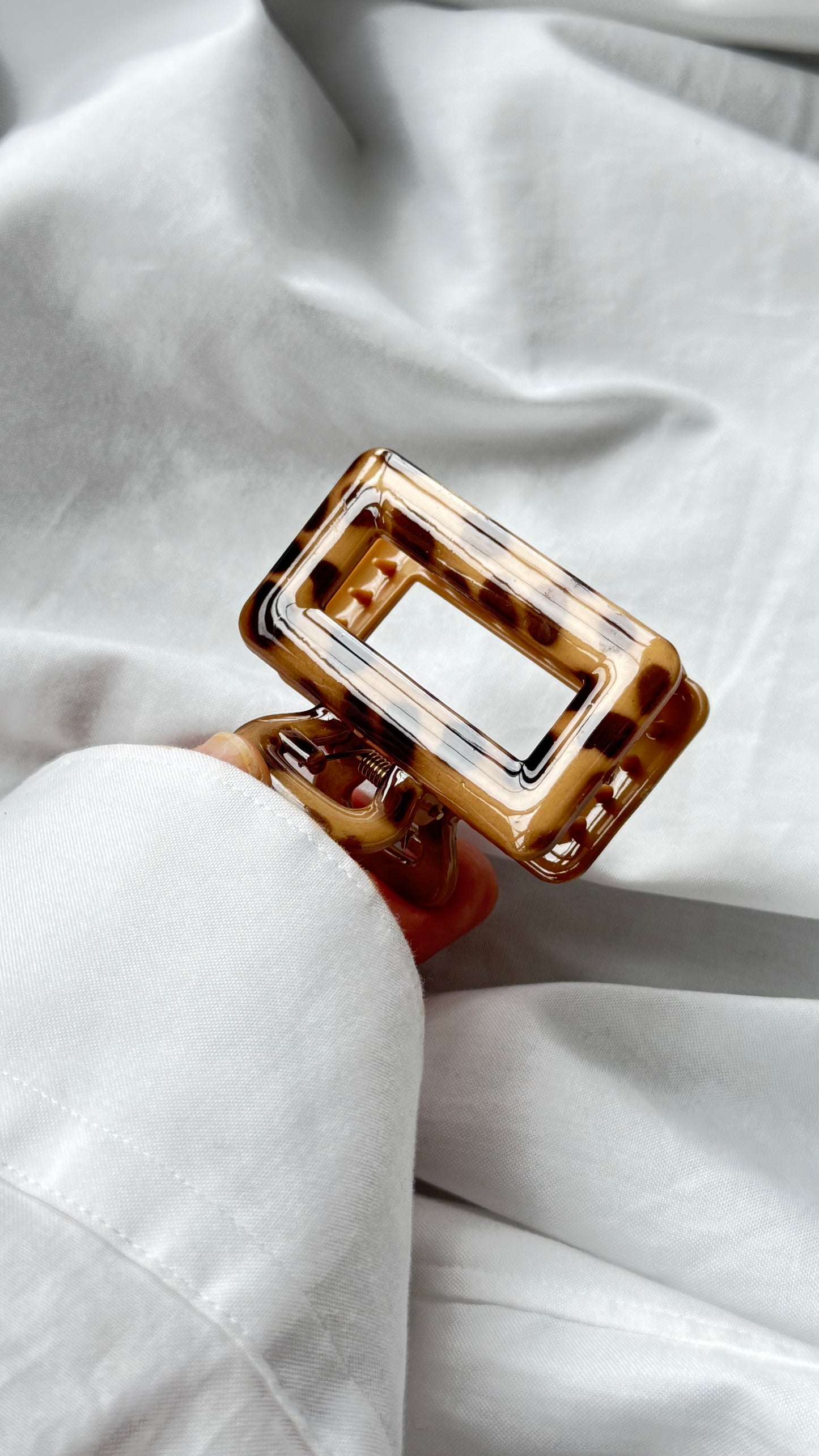 Leopar Desenli Dikdörtgen Büyük Boy Mandal Toka - Retro Şık Saç Aksesuarı