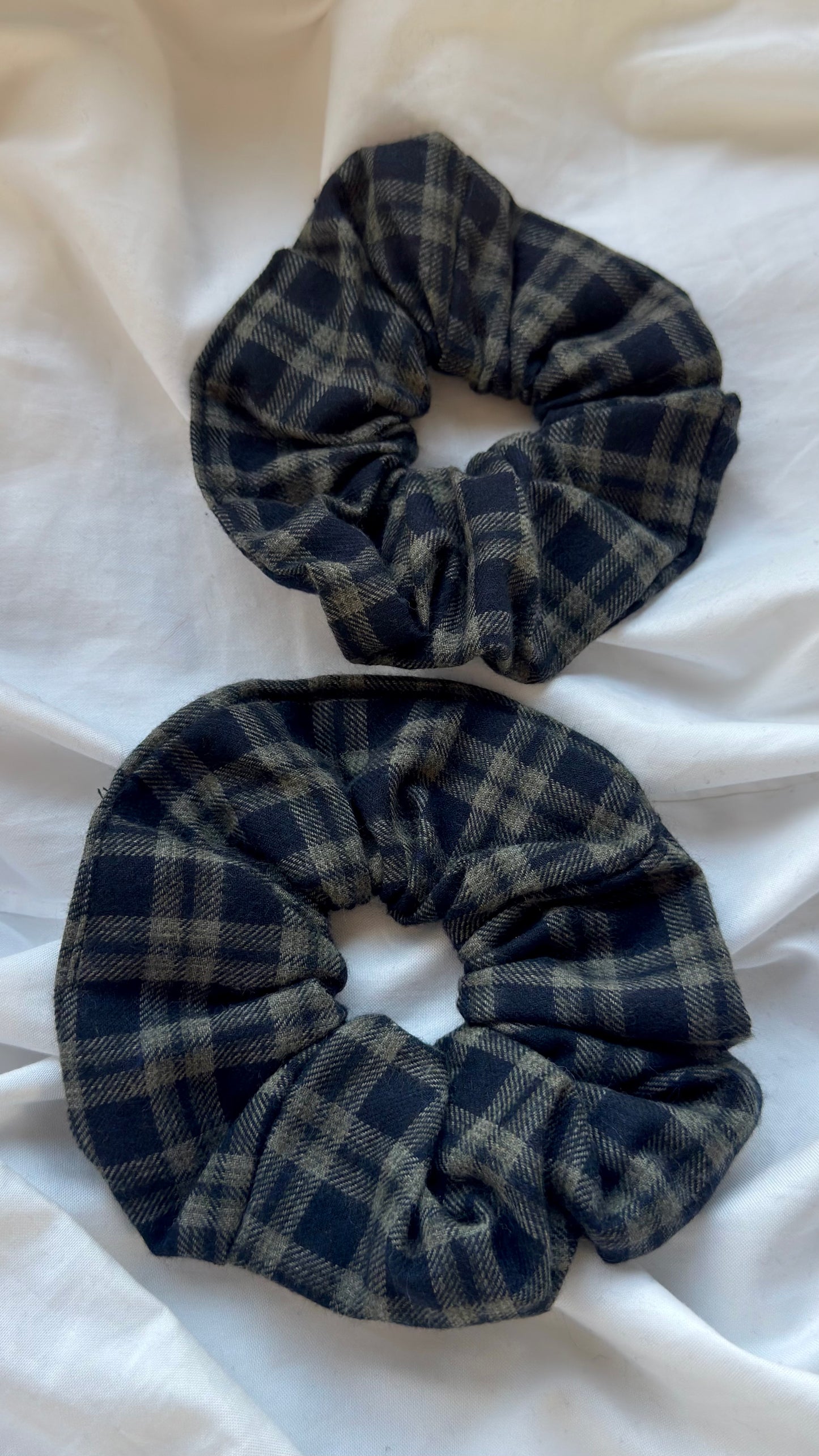 2'li Ekose Desenli Lastik Toka - Kışlık Yumuşak Flanel Scrunchie Saç Aksesuarı