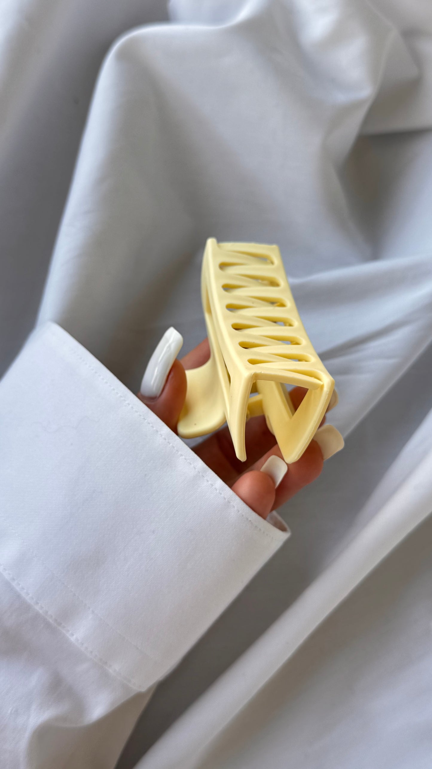 Dikdörtgen Pencere Tasarımlı Mandallı Toka