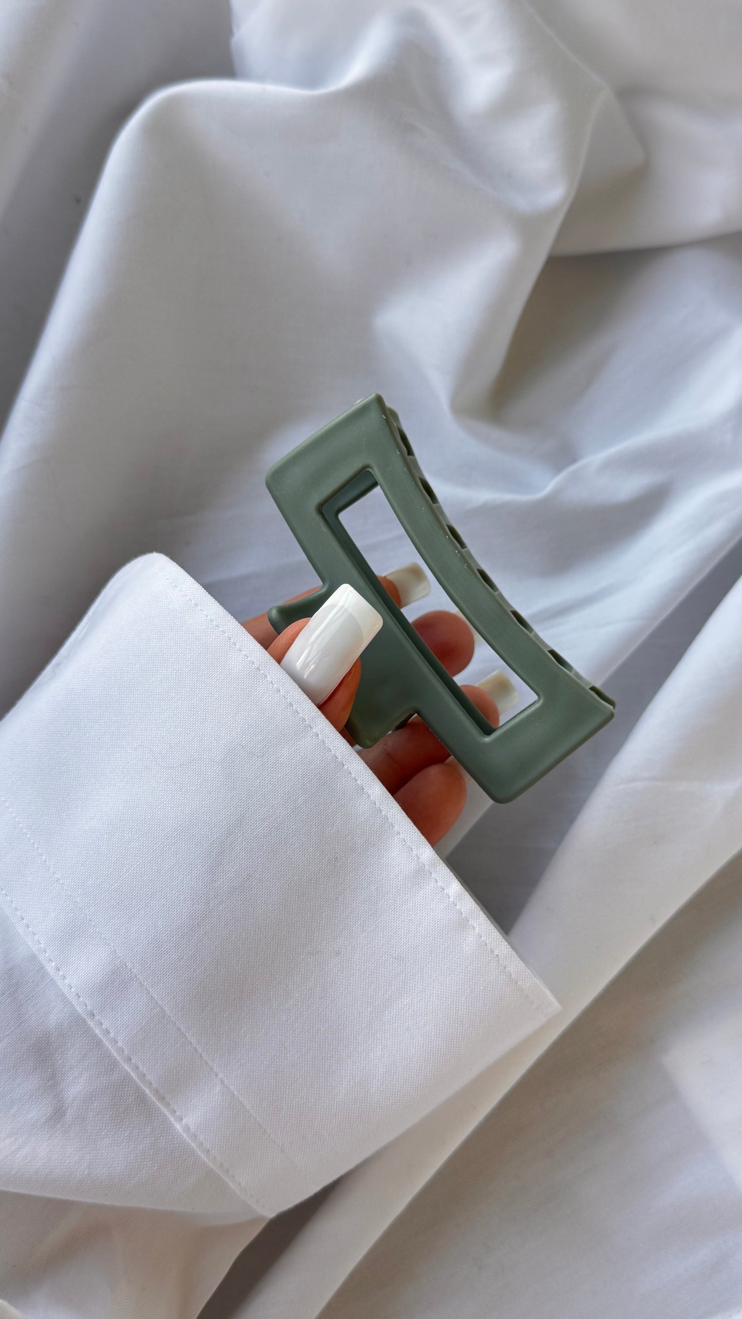 Dikdörtgen Pencere Tasarımlı Mandallı Toka