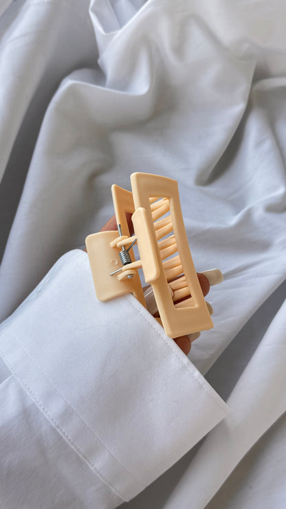 Dikdörtgen Pencere Tasarımlı Mandallı Toka