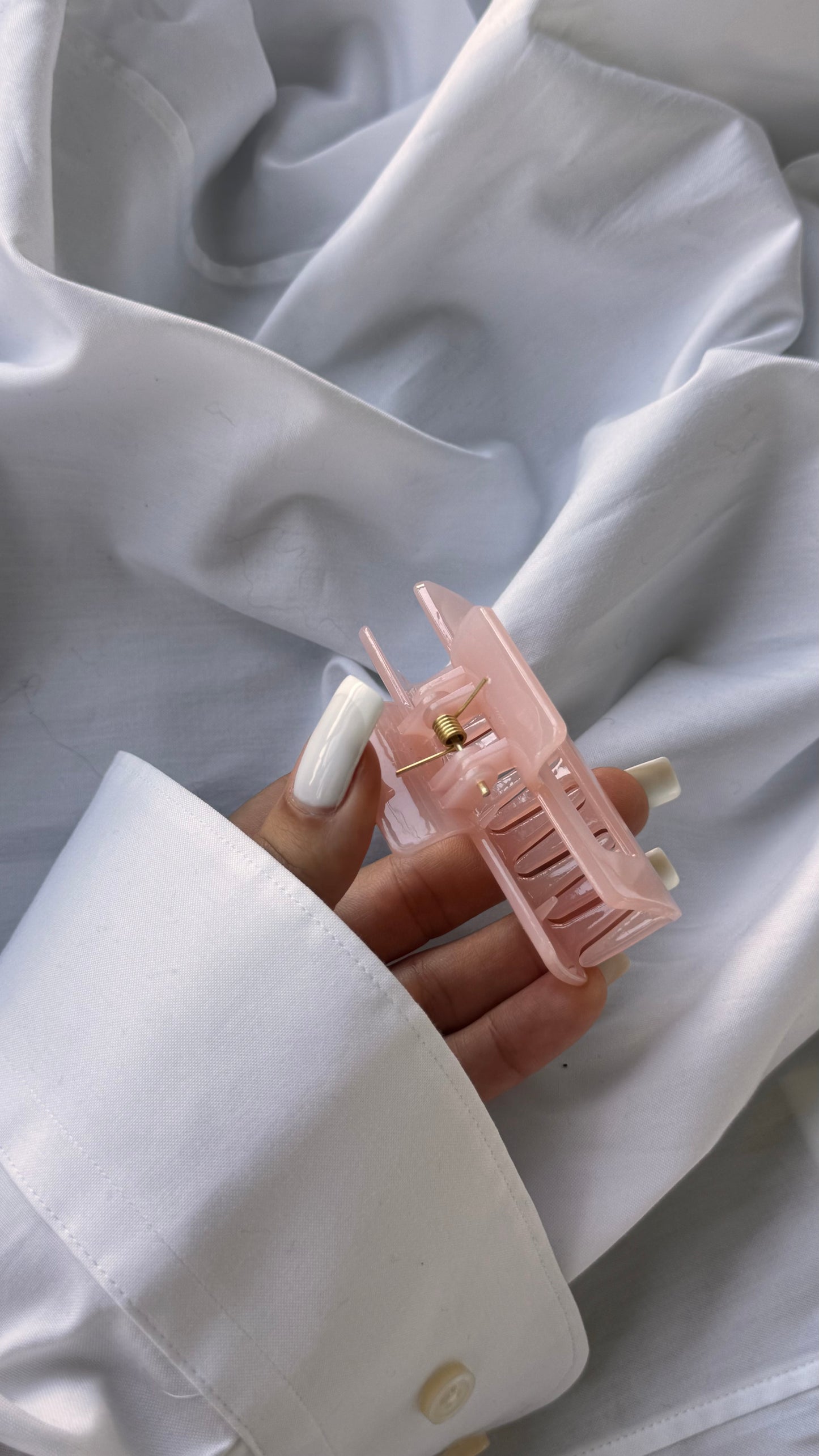 Dikdörtgen Pencere Tasarımlı Mandallı Toka