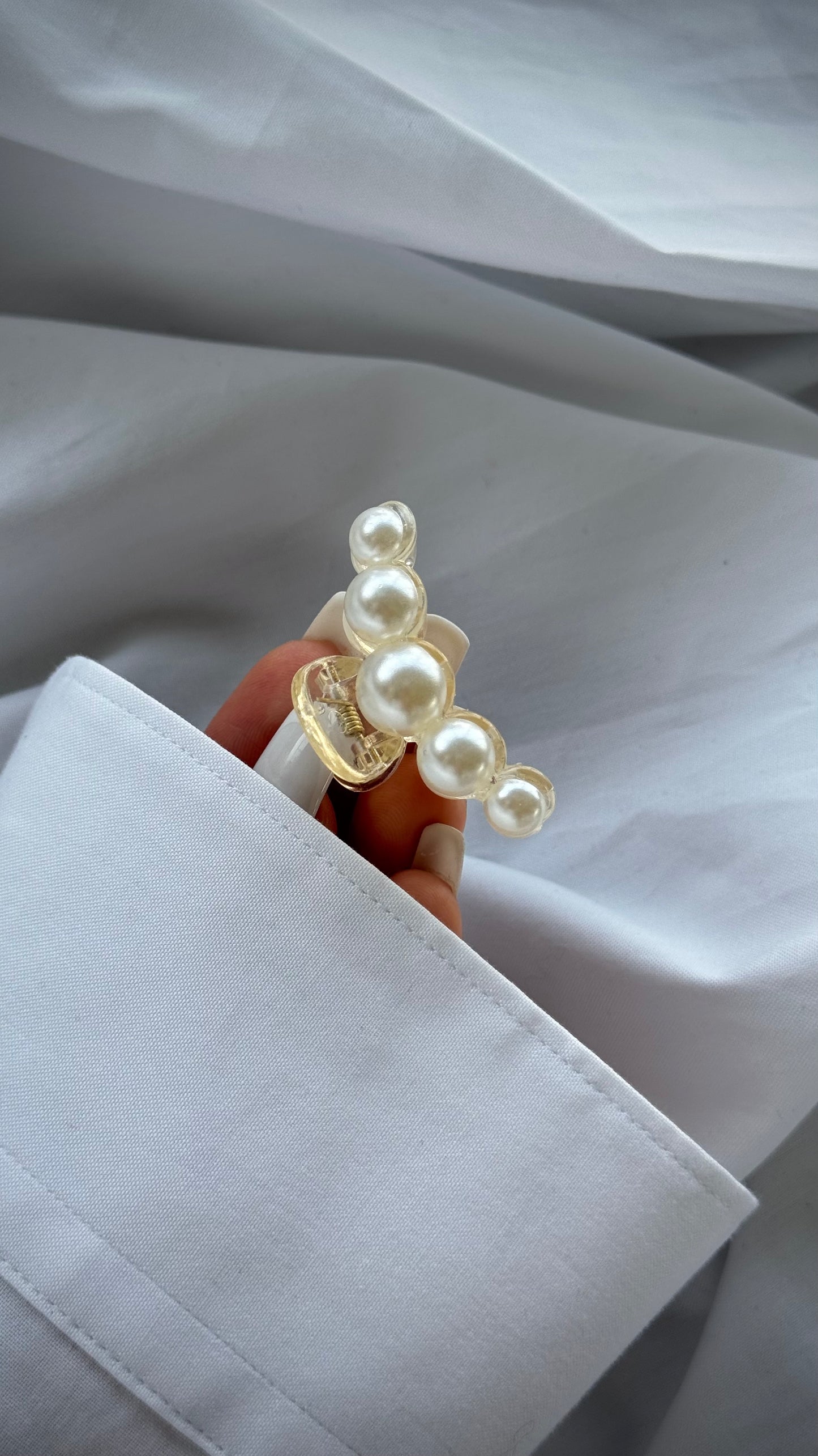 İnci İşlemeli Şeffaf Mini Mandallı Toka - Zarif ve Küçük Saç Aksesuarı