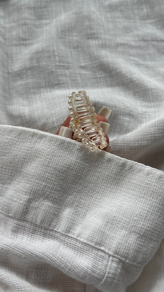 İnci İşlemeli Çapraz Tasarım Mandallı Toka