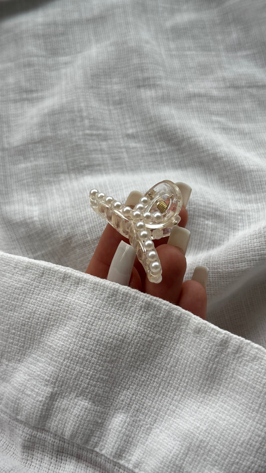 İnci İşlemeli Çapraz Tasarım Mandallı Toka