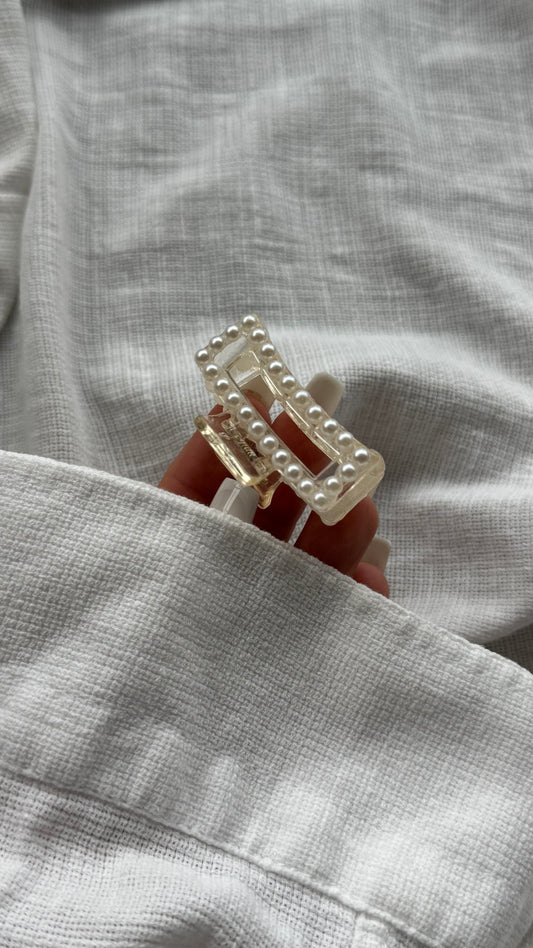 Dikdörtgen Formlu İnci İşlemeli Saç Tokası