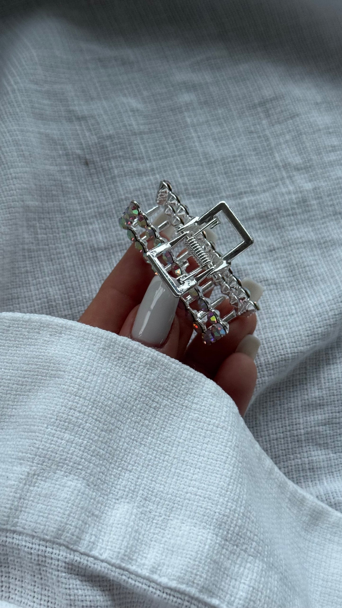 Lüks Kristal Taşlı Dikdörtgen Mandallı Toka